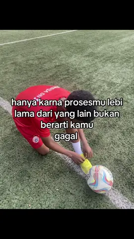 sabar semua butuh proses 🙄#sepakbola #bismillah #fyp #atlet #football #lewatberandafyp #bismillah🤲🏻 #training #persija 