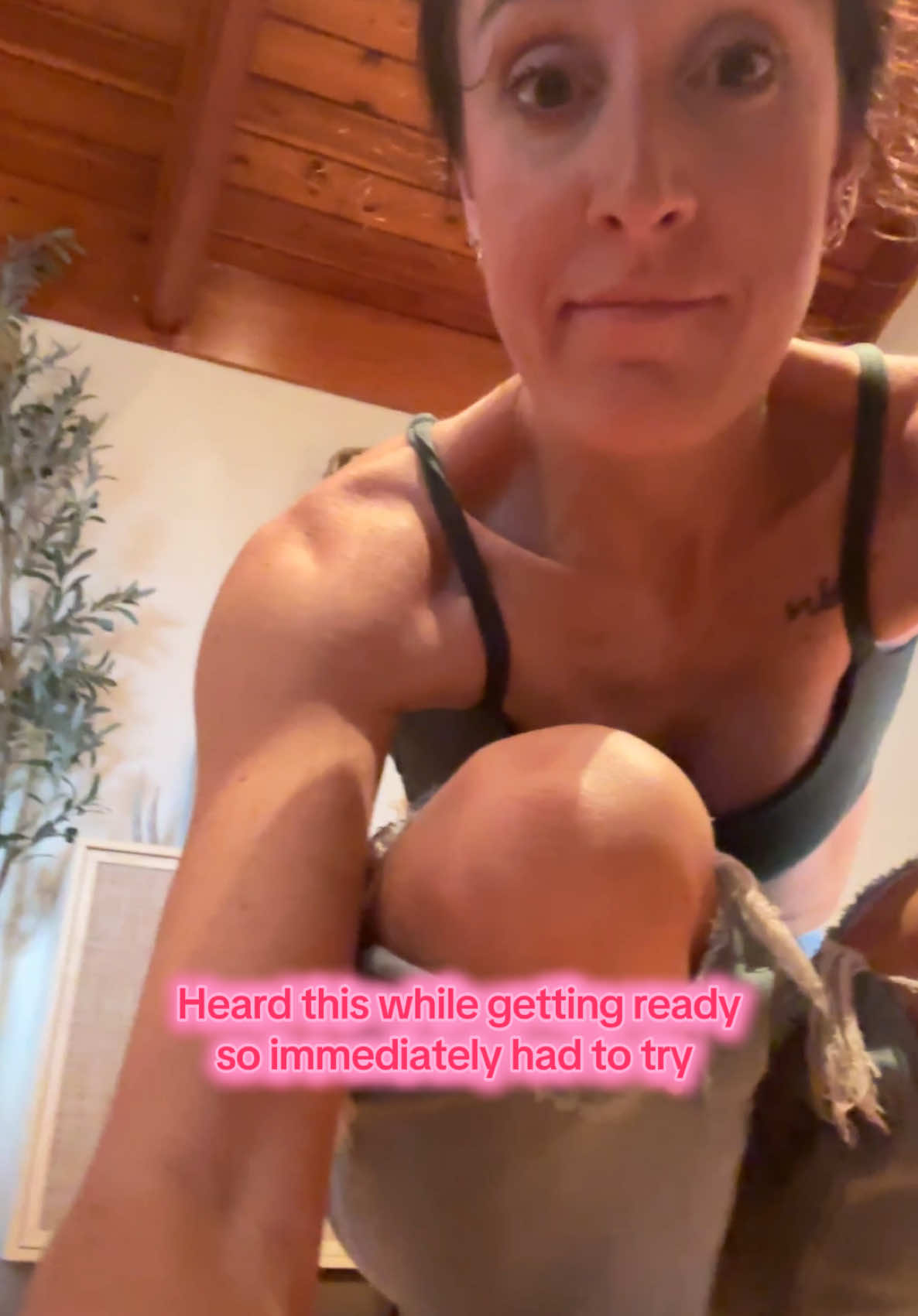 I’m committing to 11 pushups a day… who is with me?!? #melrobbins #pushupchallenge #letsgo #fitnessmotivation #challengeaccepted 