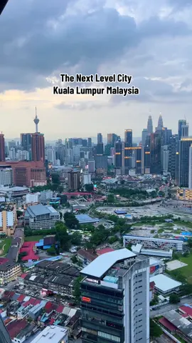 Kayaknya di Asia Tenggara ini selain Singapura, ada Kuala Lumpur Malaysia yang secara Manusia dan Kota serta Fasilitas Publicnya Udah dilevel yang berbeda dengan negara Asean lainnya. #klcity #kualalumpur #malaysia 