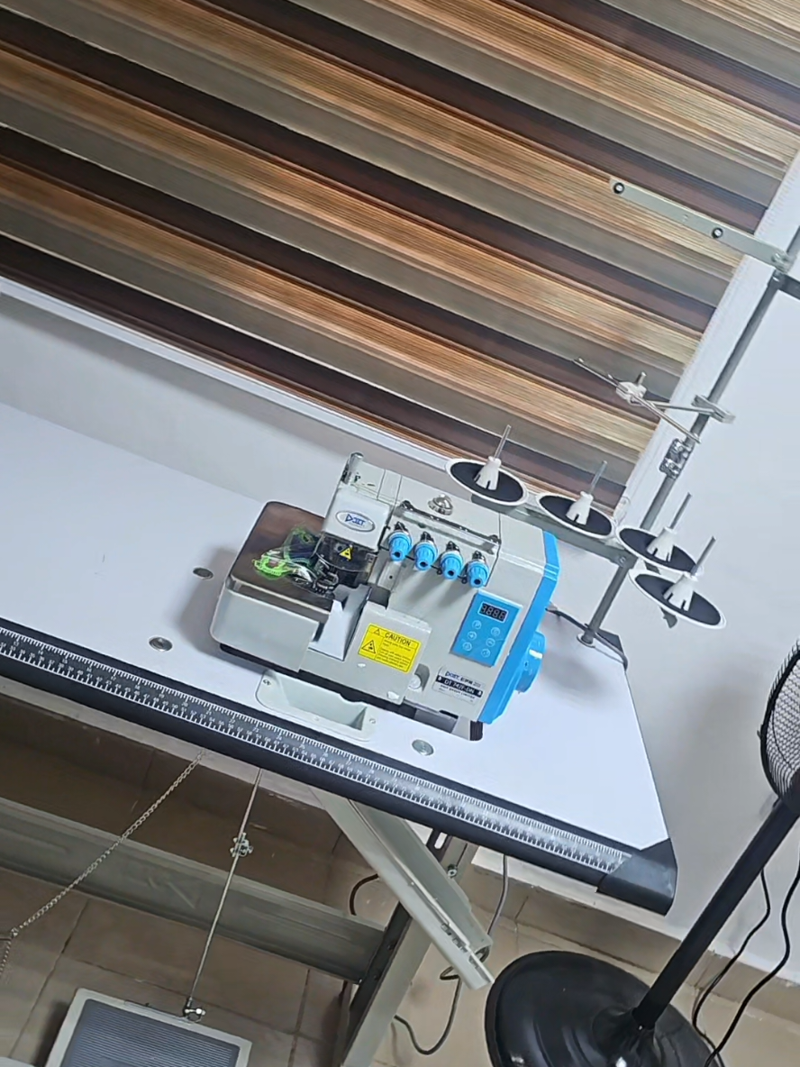 Sew Smart,  Sew Easy! Beautiful? #overlockmachine #weavingmachine #sewingmachines #overlocksewingmachine #sewingtools #sewingsupplies #sewingequipment 