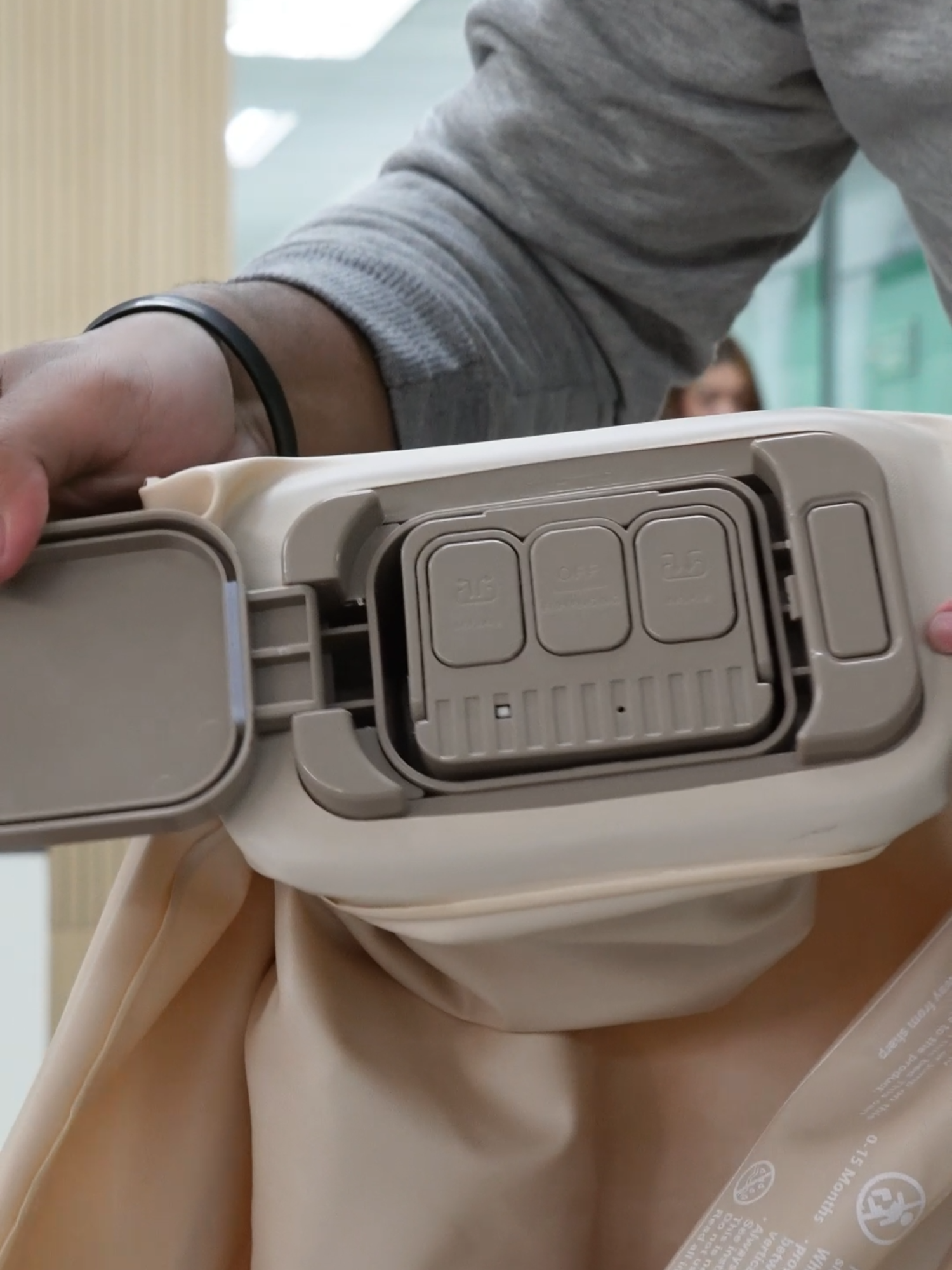 Super worth it talaga nitong Dreame Airbed! Super comfy and napaka user friendly! #mattress #mattressinabox #mattres #foam #airbed #fyp