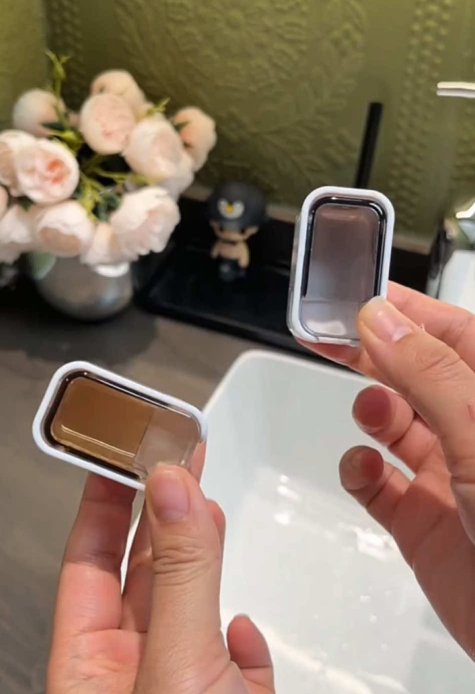 No more dirty toothbrush head😏#gadgets #coolstuff #coolgadgets #favoritefinds #product #shopping #amazonfinds #LearnOnTikTok #tiktokmademebuyit #fyp 