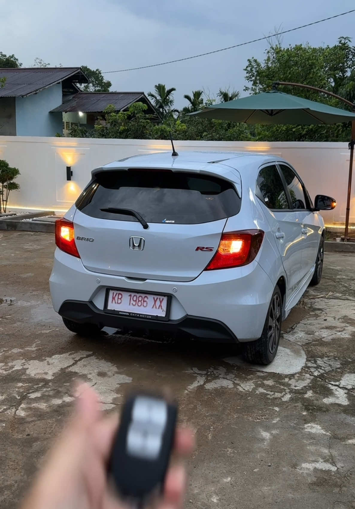 Masyaallah alhamdulilaah simungil nan cantik sudah tiba♥️ #CapCut  #briors #hondabrio #unboxing  