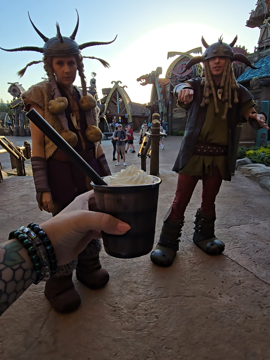 Astrids yaknog will knock your beardhairs off. #epicuniverse #ruffnutandtuffnut #httyd