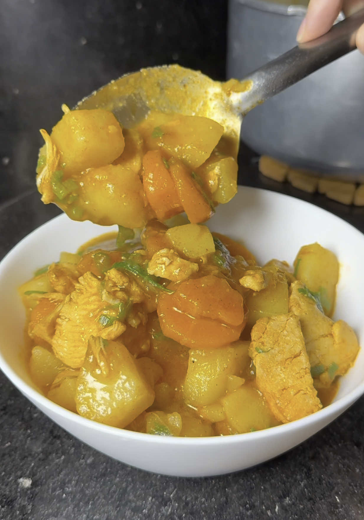 Peito de frango com batata e cenoura 