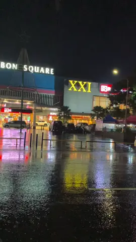 🫀🌧🥀semoga tidak jatuh lagi di hati yang salah #tiktokimpact #sadstory #hujan #hujanmalam #sadvibes #galaubrutal #cirebontiktok #cirebonpride🏴‍☠️ #cirebonjeh #cirebonhits #cirebonjawabarat #mentahan #mentahanlirik #sadlyrics #liriklagu #dejavu 