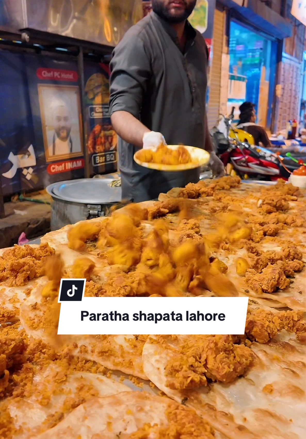 #paratha #roll #foodblogger #foodtiktok #foodvlog #Foodie #lahore #streetfood #spicy #spicyfood #foodvideo #resturant #foodreview #crunch #desifood #foodcontent #kabab #bbq #barbecue #lahorefood #haseebee #foodreel #voiceover 