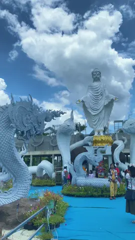 #วัดดงใหญ่ 🙏🏻🙏🏻🙏🏻နဂါးဖြူဘုရားသို့#ไปเที่ยวกัน #fyp #tiktok 