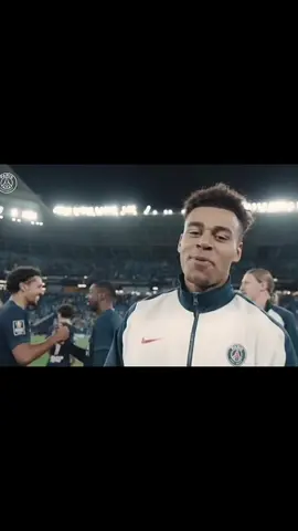 منقذنا#desiredoue #psg #parissaintgermain #باريس_سان_جيرمان #دوي 