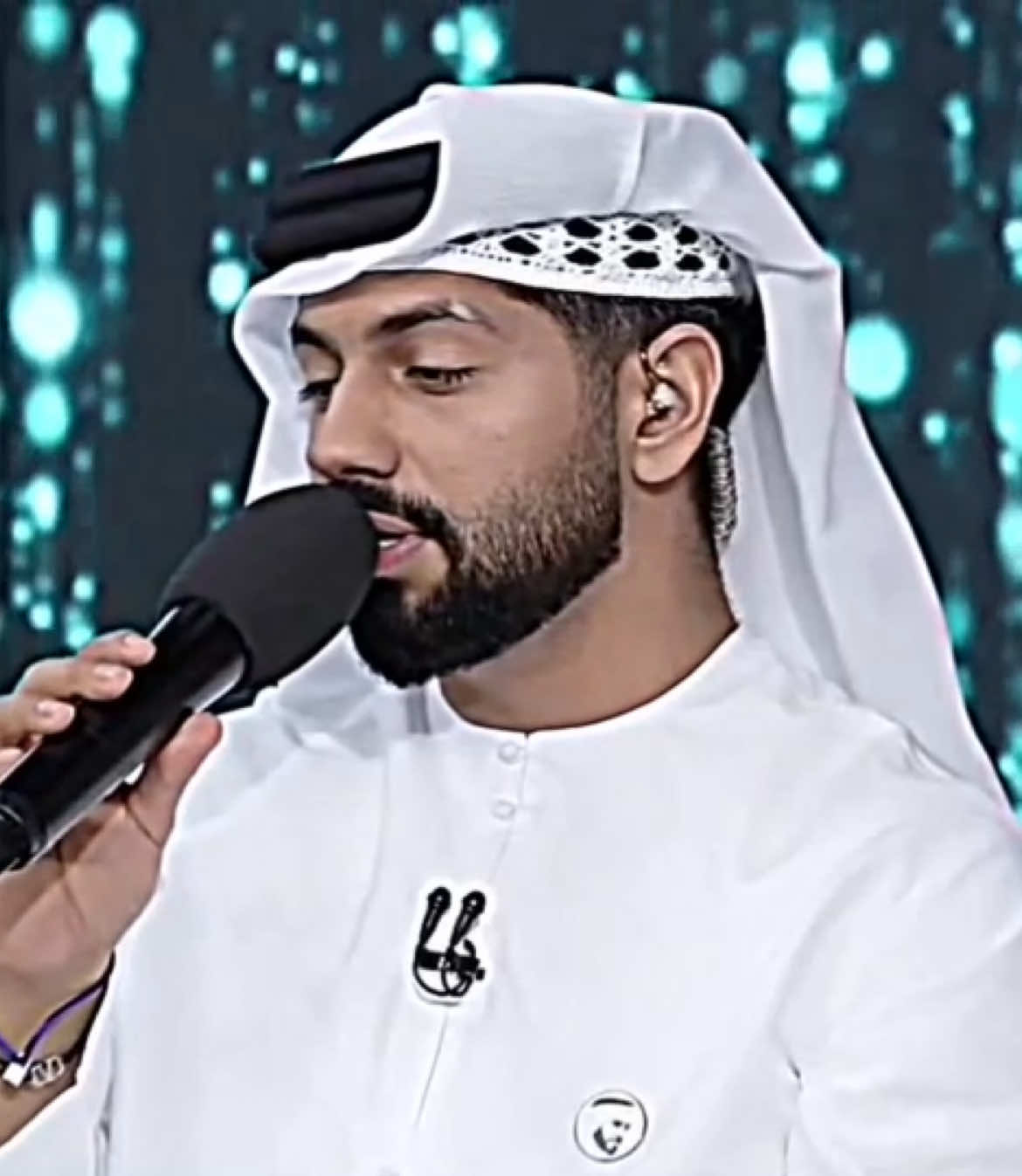 كل الحواجز تلاشت بيني وبينه✨