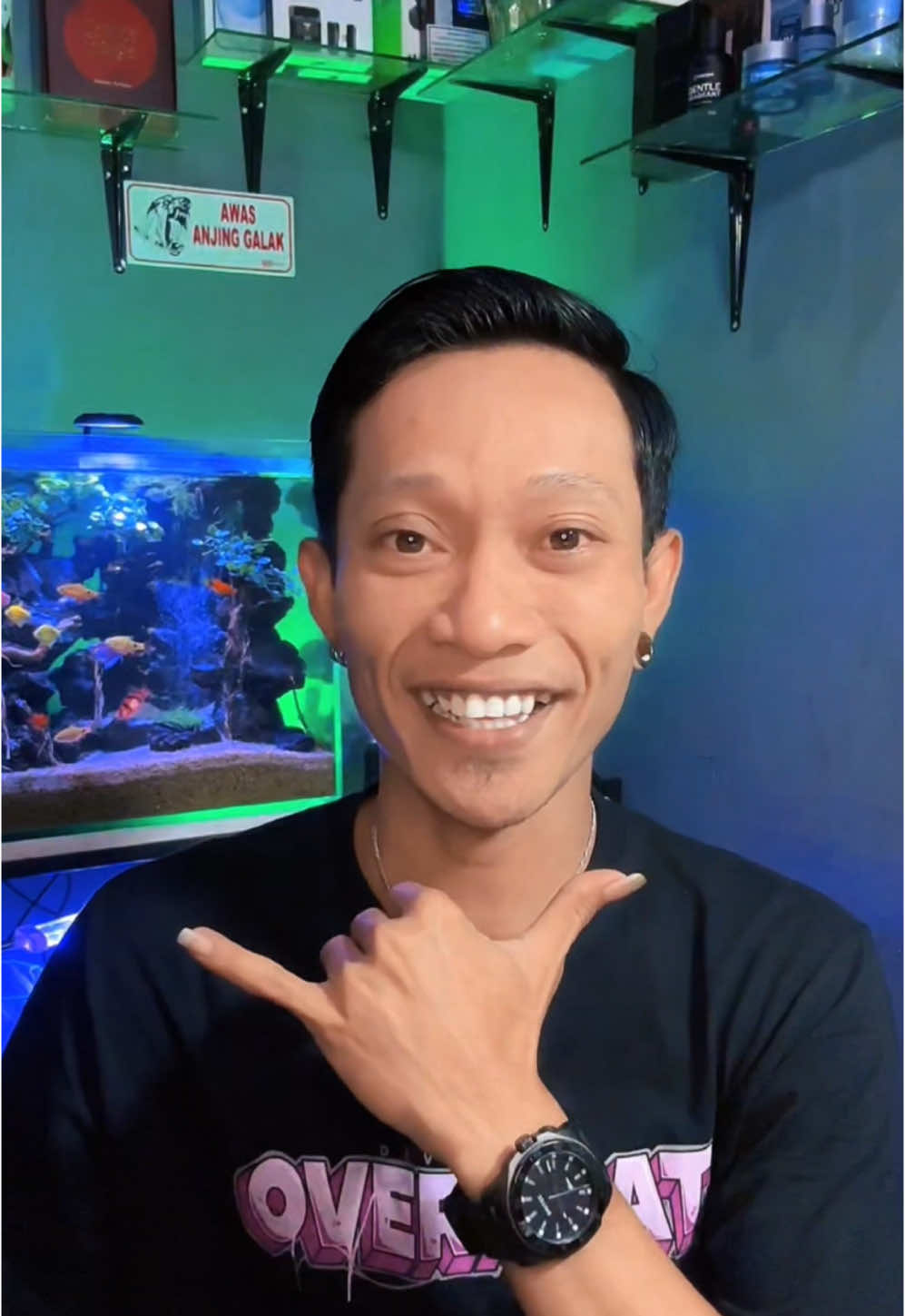 Biar kan aja yg penting kita tetap asik #fangfengfong #sopotelpon #setiaplukapunyacerita 