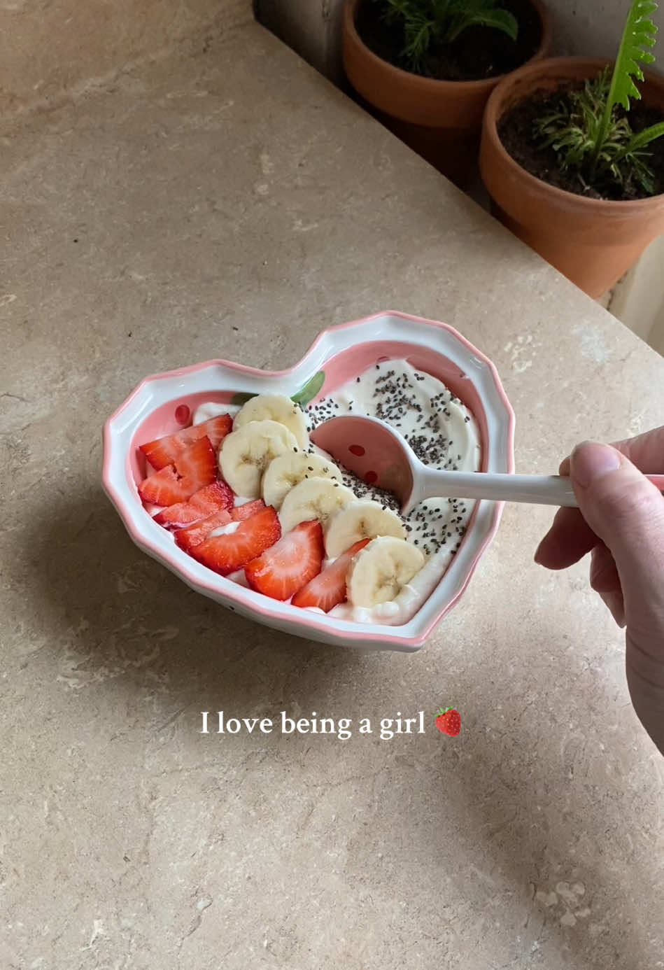 The cutest strawberry bowls! #yogurtbowl #imjustagirl #justgirlthings 