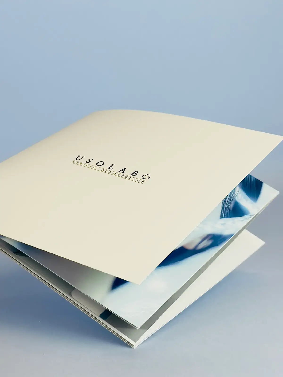 Proud to deliver a sleek and stylish catalog for @usolab_uae  Premium quality print to match their premium service. #dubai_printing #pmg_printhouse #branding_dubai #luxury_print 