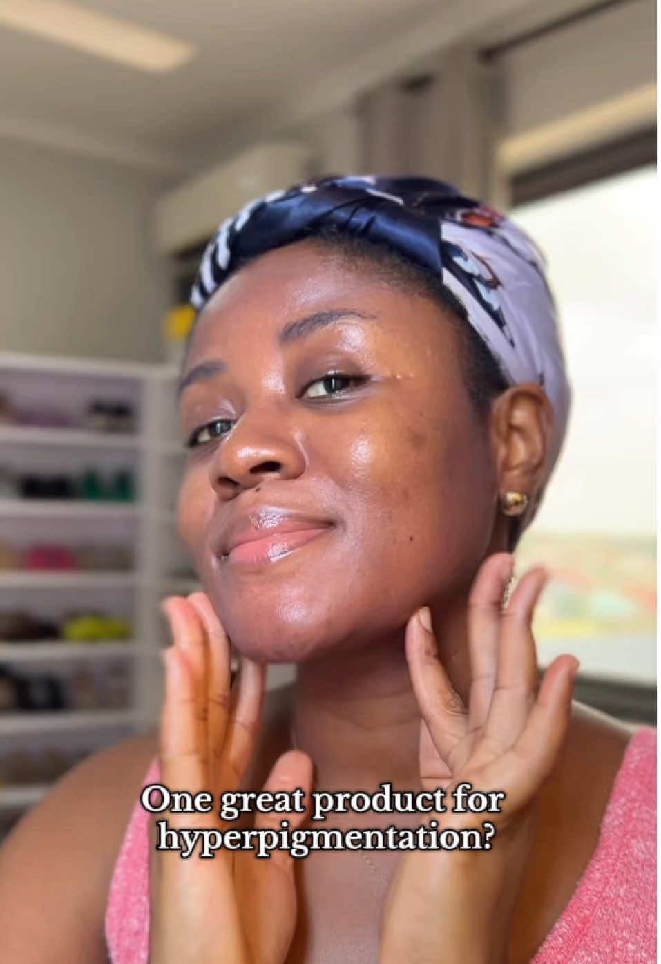 One thing I love for hyperpigmentation!  Struggling with stubborn dark spots or melasma? Your sunscreen might be missing one key ingredient…tint! Tinted Sunscreen is a great for hyperpigmentation for several reasons: ✨ Extra protection from visible light: Regular sunscreen protects from UV rays, but tinted formulas (with iron oxides) also block visible light, which studies show can worsen hyperpigmentation especially in deeper skin tones. ✨ Even skin tone instantly: Tinted sunscreens often give you light coverage that evens out your skin tone without clogging pores, so it’s great for no-makeup days! ✨ Better compliance: When sunscreen looks good on your skin, you’re more likely to actually wear it daily. Which is crucial for fading and preventing dark spots. Pro Tip: Reapply every 2 hours and pair with antioxidants for max results! Save this if you’re dealing with hyperpigmentation & share with someone who still skips sunscreen!  #tintedsunscreen #tintedsunscreens #sunscreentips #hyperpigmentation #darkspots #blackskincare #deardarkskin 