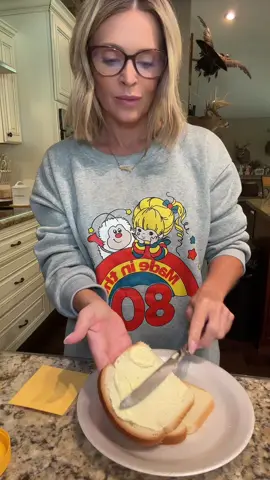 Going down memory lane with one of my favorite childhood sandwiches and this nostalgic sweatshirt I got from the TikTok shop!! #TikTokShop #memorylane #rainbowbrite #childhoodmemories #nostalgic #LiveOutlandish 