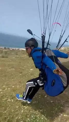 🎵🪂🏄🇹🇳