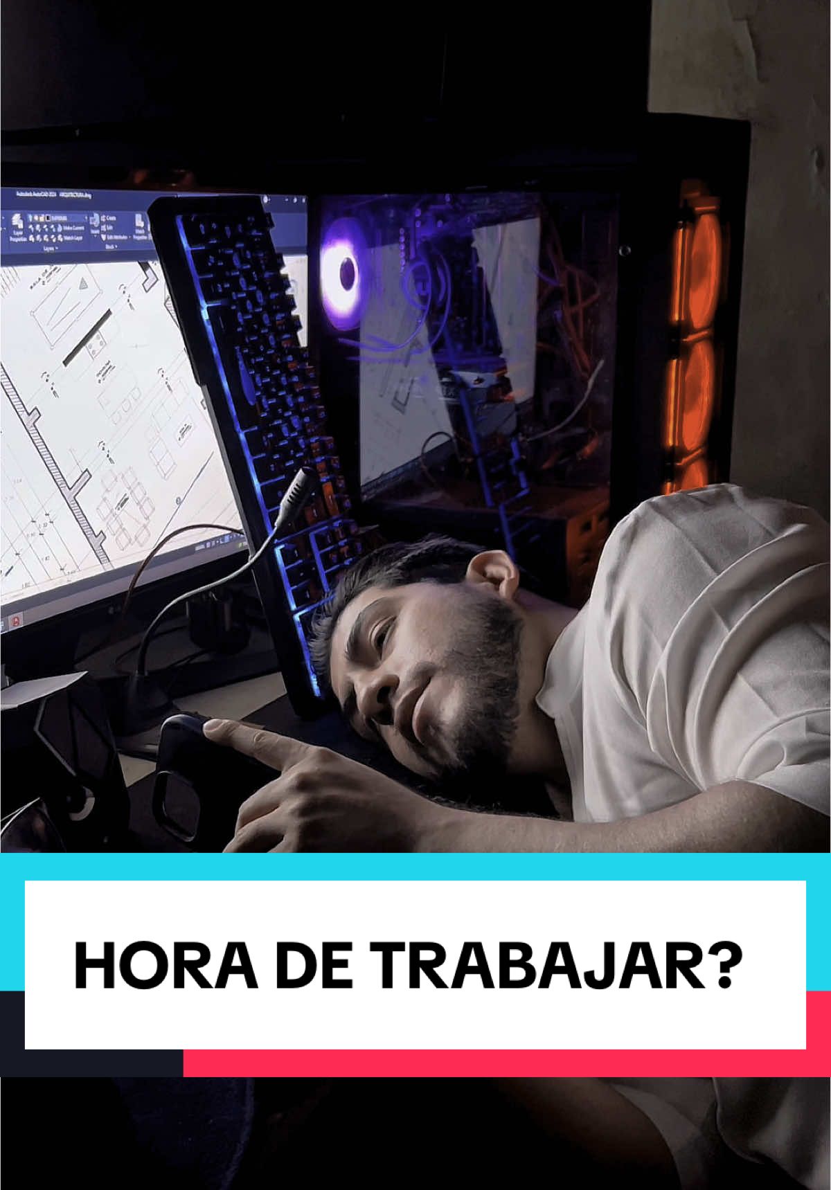 Cuando me pongo a trabajar 😅 #arquitectura #viralvideos #trabajo 