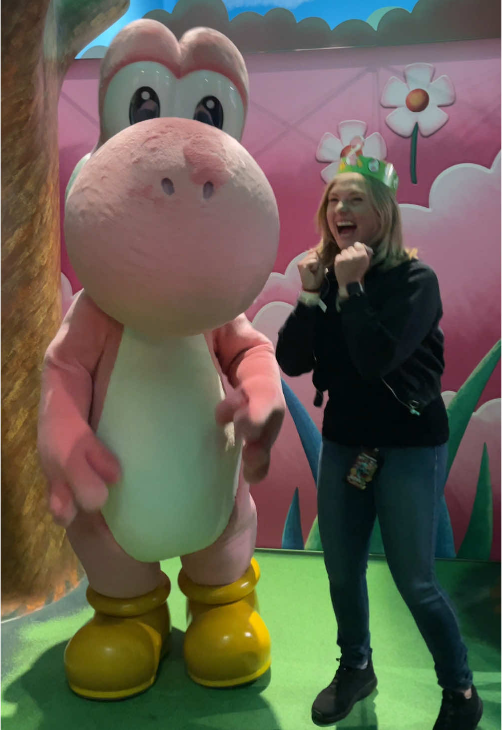 Did I cry at Universal Hollywood Fanfest over Yoshi….. yes yes I did #universalstudios #yoshi #nintendo #fanfest 