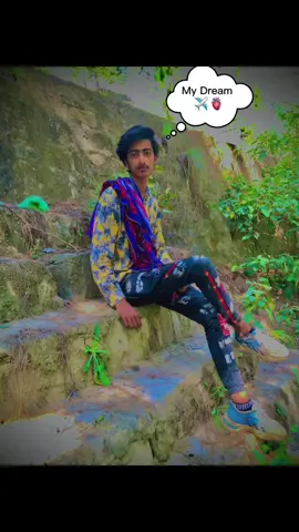 One day inshallah going  to itly and not return to again pakistan