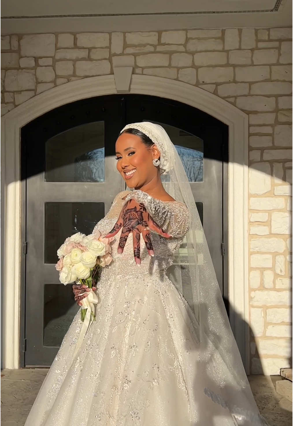 got married to hop on this trend🤭💍 #shesoffthemarket #bride @rijaa | content creator ✨ 