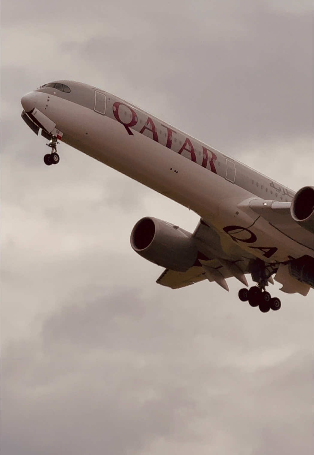 Turn Your Sound On for This Qatar A350 Beast Mode . . #A350Takeoff #QatarAirways #PlaneTok #AvGeek #SmoothTakeoff #fyp 