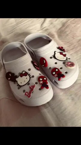 Amo meu multiverso af #spiderman #hellokitty #crocs #fyp #fyou #follow #viralvideos 