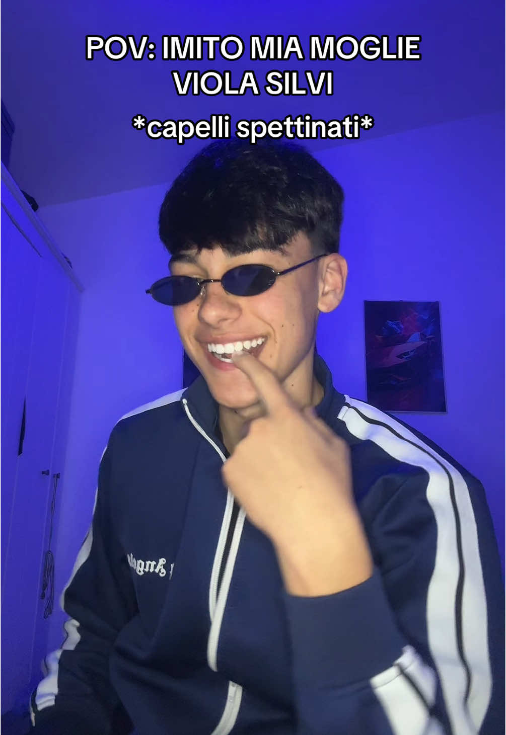 comunque @Viola Silvi non hai nulla da fare tu la sera, video sempre peggio 😂💕