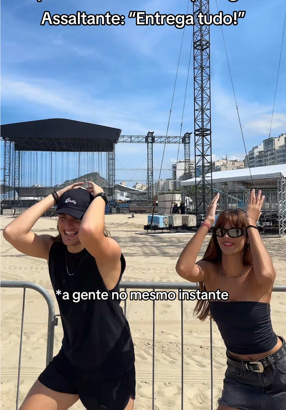 haha é só um meme hein galera!  Mas aqui no perfil tem um vídeo dando algumas dicas de segurança para você não passar aperto no show da gaga. Ah e se você ainda não tem hospedagem no Rio para curtir esse show incrível, venho pro Bamboo! #LadyGagaNoRio #MayhemOnTheBeach #TodoMundoNoRio #Gaga2025 #RainhaDoPop #CopacabanaVibes #ShowGratuito #PopCulture #ExperienceRio #RioDeJaneiro #FomoAlert #OndeTudoAcontece #Icônico #MeLevaGaga #EventoDoAno #BrasilAmaGaga #VerãoForaDeÉpoca #GaleraNoRio #LookDoShow 