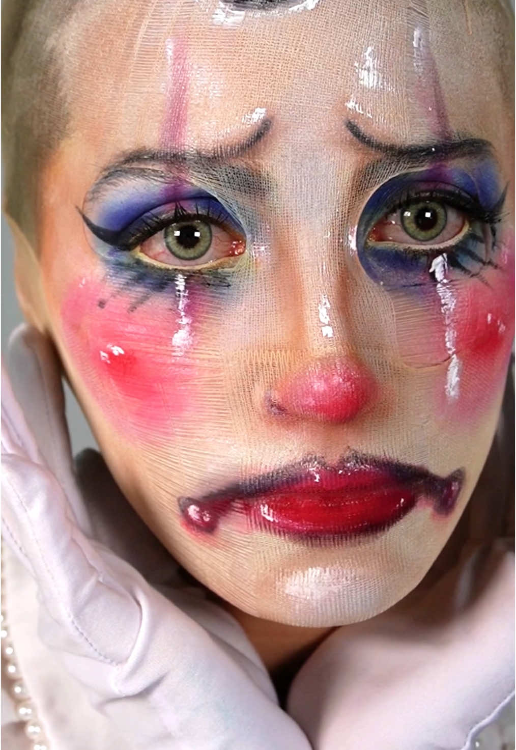 La vida es un carrusel 🎠 💞 #makeup #makeupartist 