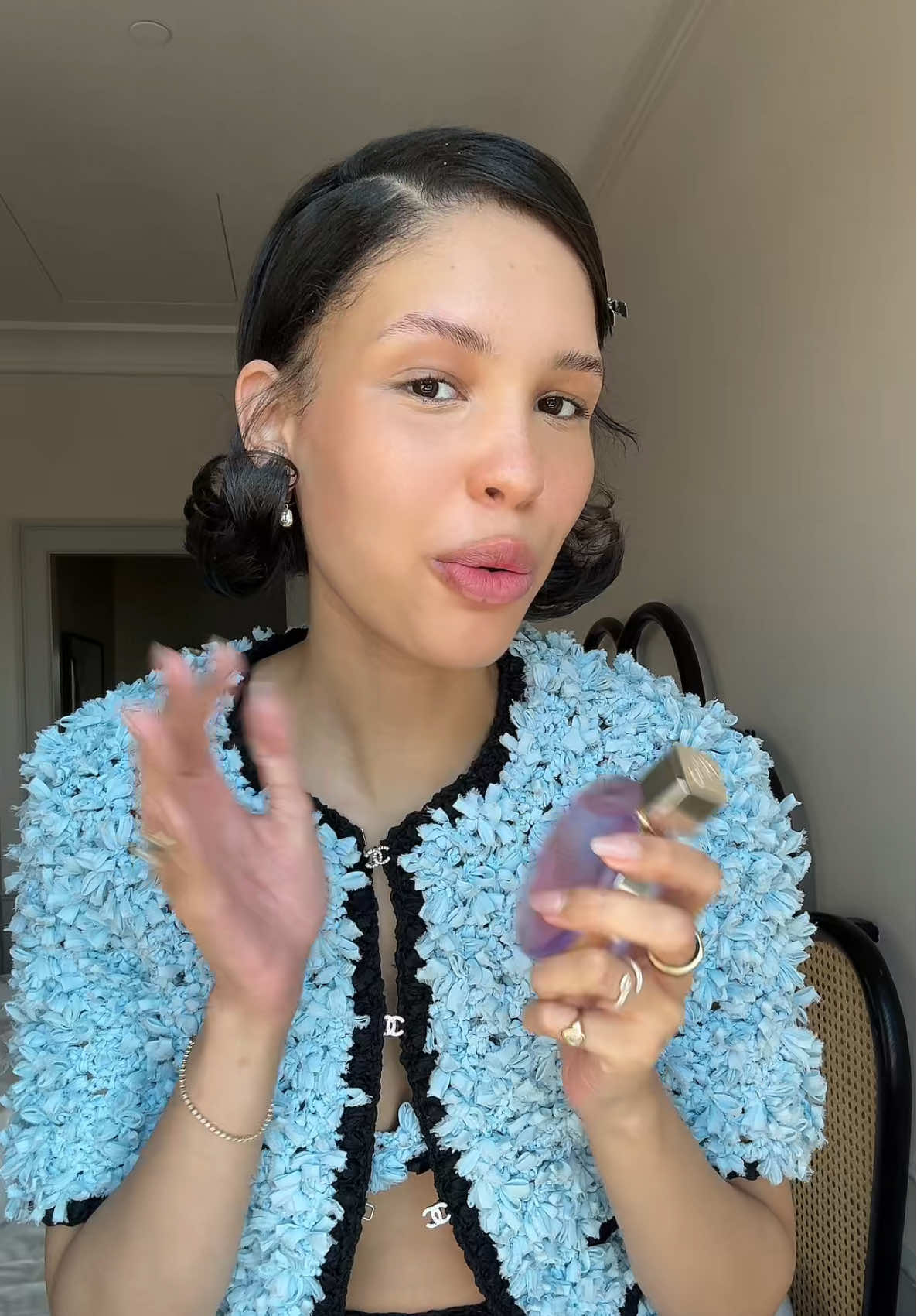 I’m hosting a meet and greet at the Grove in Los Angeles on the 28th of April 5-7pm!! We’re celebrating the launch of the Chanel Eau Splendide fragrance 🤍 #welovecoco #chanelfragrance #chanelpartner 
