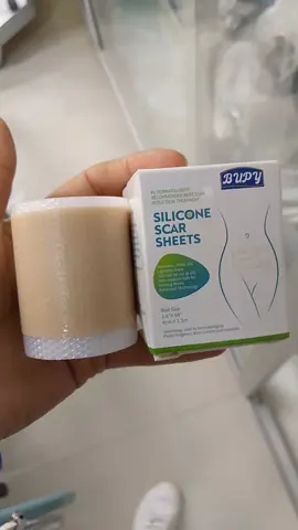 Está diseñado para ayudar a acelerar la cicatrización, lo que da como resultado cicatrices más finas, suaves y menos rojas. ⚡pueden proteger las cicatrices del daño de los rayos UV. ✅uso para cicatrices quirúrgico, Acne. 📲62681349 🇧🇴Envíos al interior de Bolivia 📦  🛵entregas previa coordinación 📲 👆  📍 Quillacollo: Calle Suárez Miranda #515 📍 Cochabamba: Antezana esquina Ecuador #292 #bolivia🇧🇴 #belleza #girls #viralvideos #silicone #video #cochabamba #quillacollo 