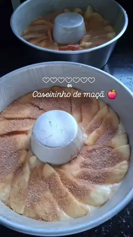 hoje foi dia de testar sabor novo na Caseirinhos da Rosi  caseirinho de maçã 🍎, aprovado 🩷 #bolocaseiros 