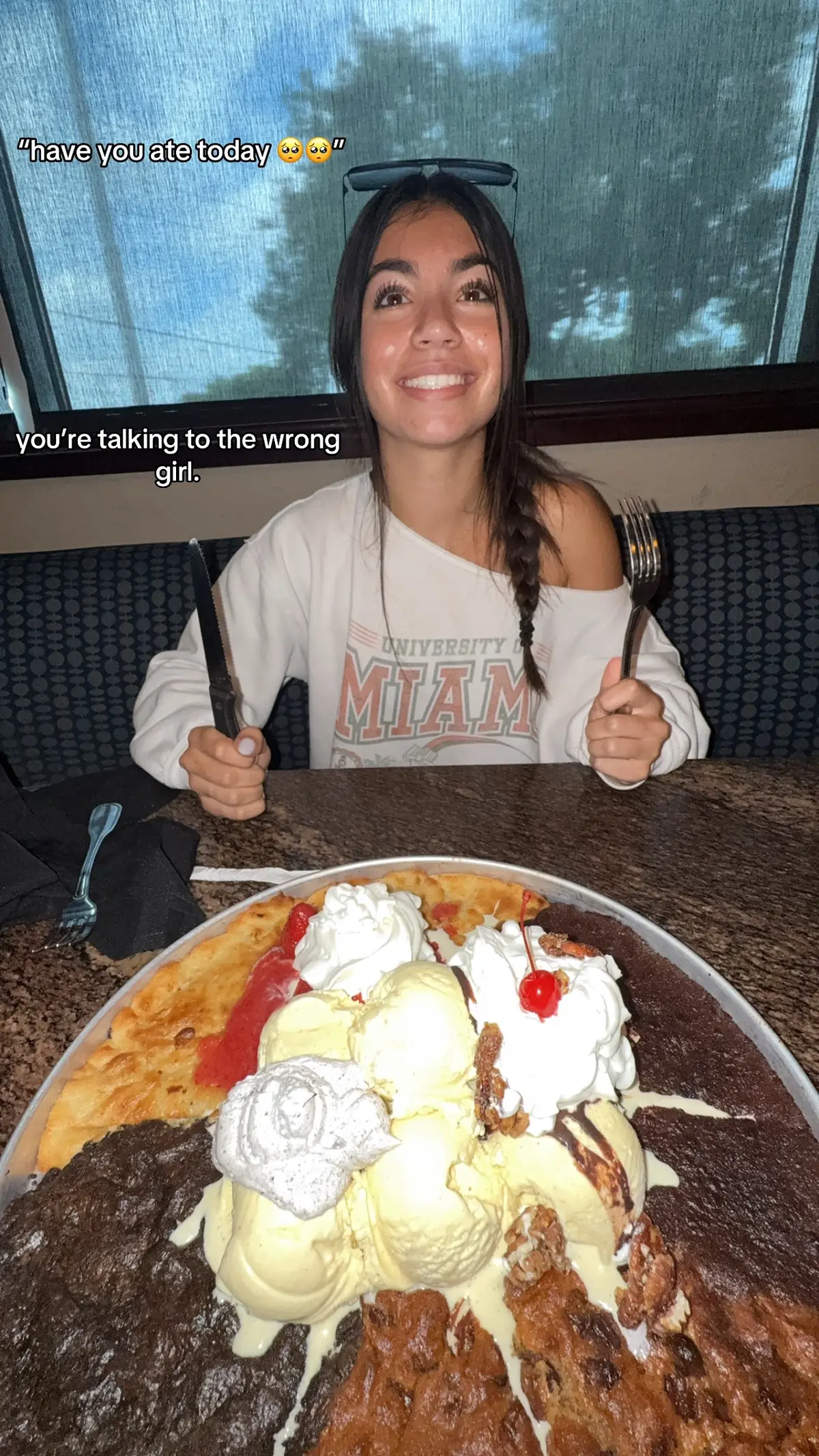 i’m bulking! #hoperyan #relatable #fat #food #eating #pizookie #fypシ #fypage #hungry #bulking 
