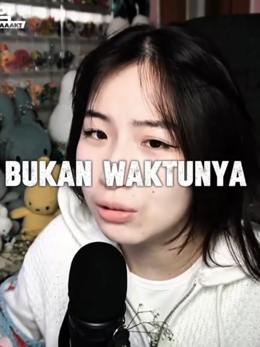 kenapa... #nastasiaadelinee #streamers 