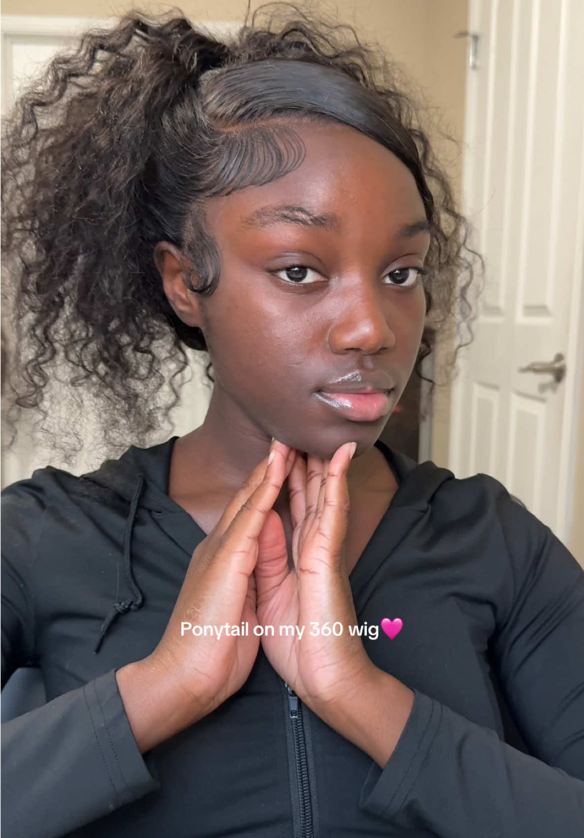 @zlikehair @zlikehairstore  • • • • • • • • • #zlikehair #wigstyling  #zlikewig#lace#wiginstall#glueless#grwm #lacefrontwig #hairstyles #wiginfluencer 