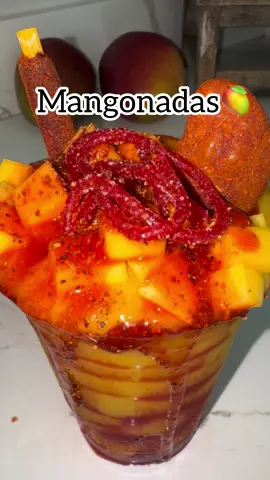 Mangonadas #mangos #mangonada #summersnack #mango #antojos #mangonadas #antojo #limon #saborestiktok #dessert #postre #latinastiktok #mexican #EasyRecipe #chamoy #tajin #fyp #foryoupage #viralvideo 