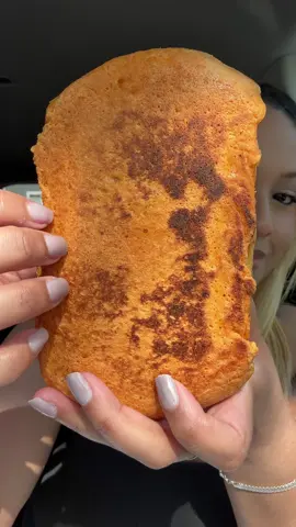 Chipotle grilled cheese burrito 🌯 #chipotle #burrito #mukbang #crunchy #mukbangasmr #eating #asmreating #Foodie #foodtiktok   #crunchysounds #asmrfood #eat #asmrsounds #foodtiktok #eatingshow #hungrytiktok #muckbang #fyp #fypシ #foryourpage #viral 