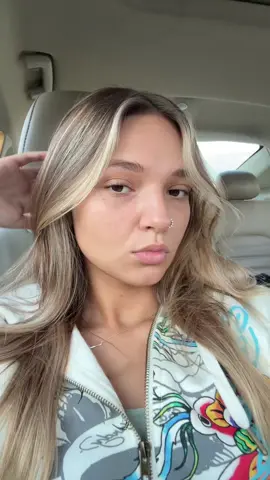 oh hi #brunette #hair #fyp #foryoupage #foryou #dark 