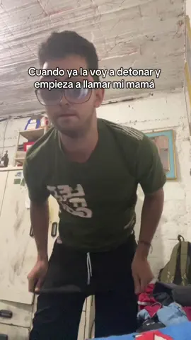 Noooooo la poliziaaaa #humor #risa #Parejas #detonar #toque #pareja 