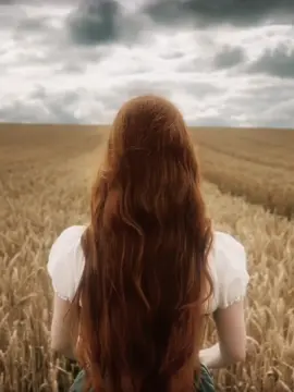 uma princesa...😻😻 #natureza #vestido #mulher #elegante #lovestory❤️ 