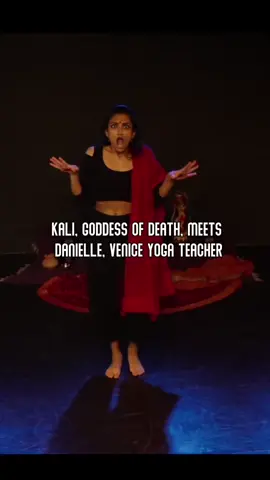 Two very different brands of #girlboss 💁🏽‍♀️ Catch the full version of the show in LA on May 23rd and 24th 7:30PM at the Zephyr Theater. Ticket link in bio. #comedyskit #onewomanshow #edinburghfringe 