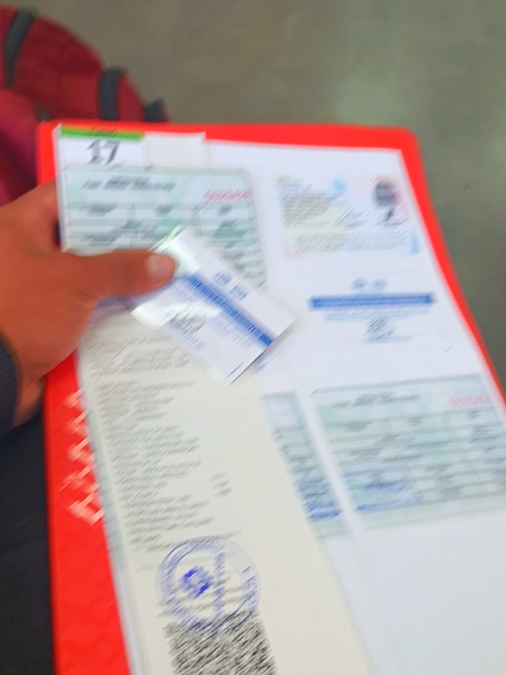 Matriculando mi moto... 🏍️ #mayordeedad #tramites #ANT #matriculando #moto #ecuador 