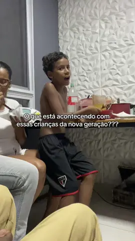Só faltou a cervejinha na mão dele kkkkk #geracaotiktok 
