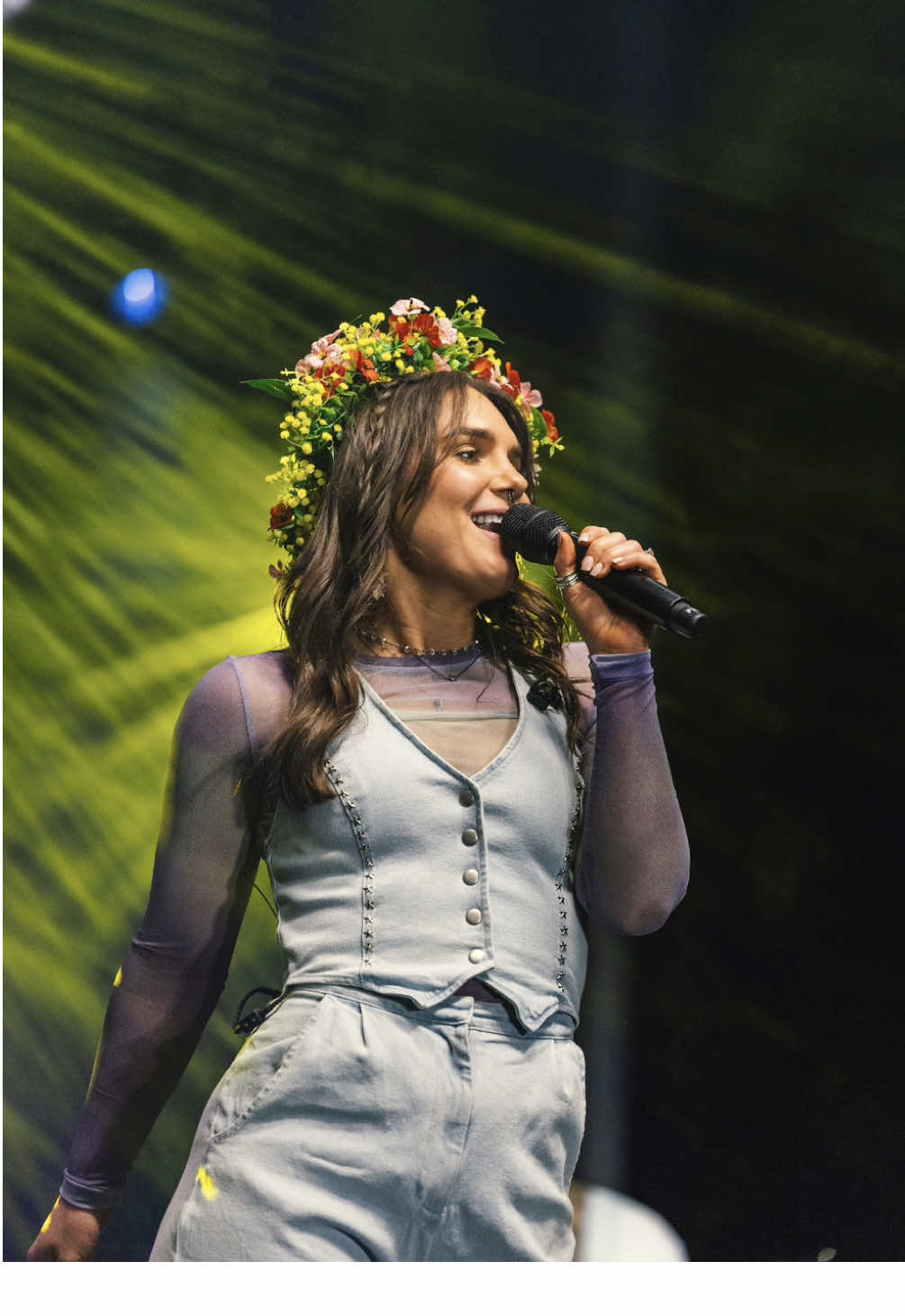 If you’re a lil wild child, you’ve come to the right place 🌼🌸🌹🍃🌾🪻🌷🪷🌳  #newrelease #singersongwriter #livemusic #musicartistsoftiktok #countrymusic #popmusic #theclub #wildflowers #frannicash 