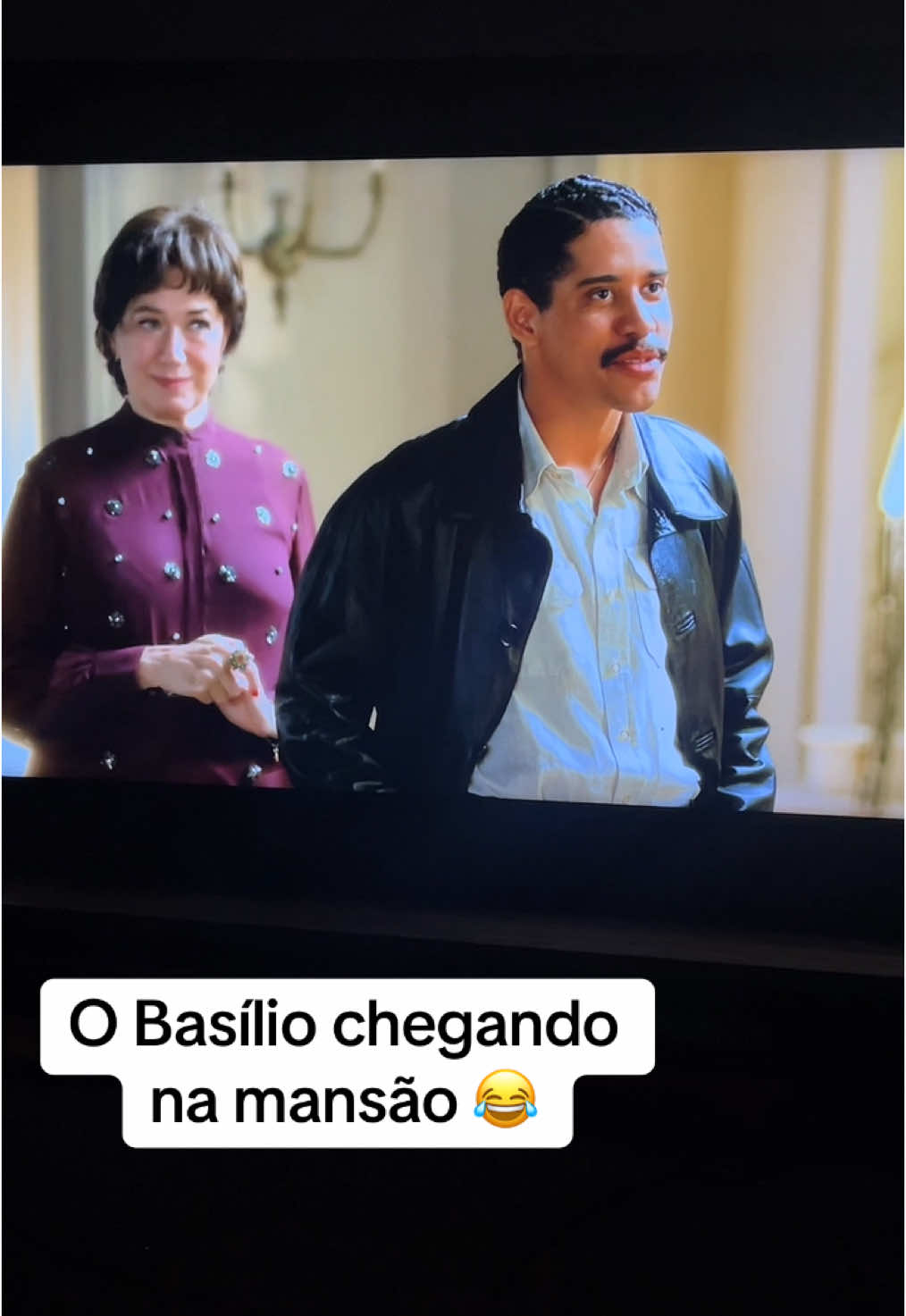 “Vem aqui pedir a benção”😂 #novelas #garotadomomento #foryoupage❤️❤️ #fypp #novel #novelasglobo #garotadomomentonovela #basilio #maristela #juliano 