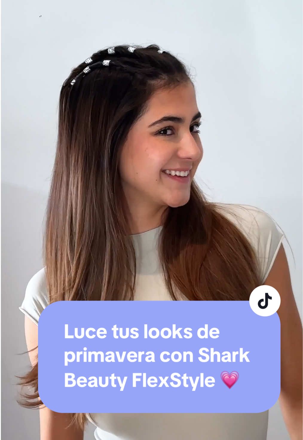 Todo lo que necesitas para que tu blow out brille esta primavera es la Shark Beauty FlexStyle y accesorios súper trendy ✨🎀 #SharkBeauty #Beauty #SinDañoXCalor #SharkLover #FlexStyle #Haircare