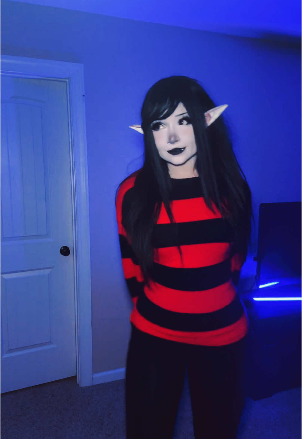 IM HOME AND STREAMING FORTNITE ON TWITCH RN🖤 #marcelinethevampirequeen #marcelinecosplay #adventuretimecosplay #adventuretime 