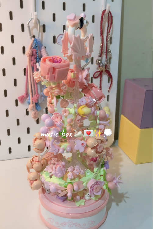 music box nya udah ada lampunya 💗💭 #musicbox #lego #unboxing #legoflowerbouquet 