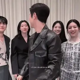 Waduh... apkah aura kecintaan Yiyoung menyebar ke Younjung 😆🤣 #goyounjung #jungjoonwon #residentplaybook #edit 