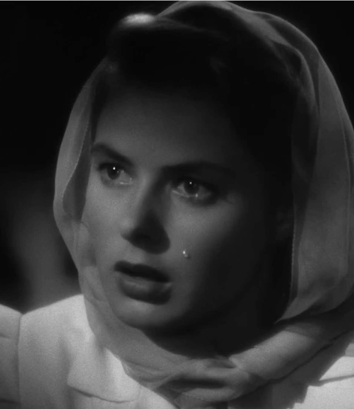 Casablanca (1942), directed by Michael Curtiz #casablanca #movie #cinema #film #cinematic #ingridbergman #hollywood #bestpicture #fyp #foryoupage 